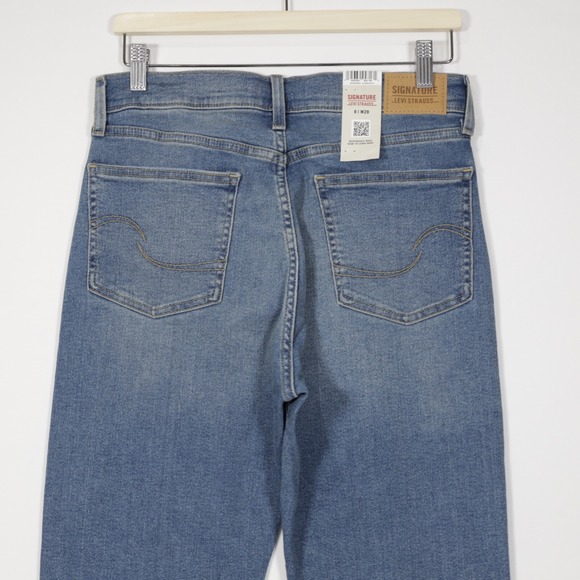 Signature Women's High Rise Straight Distressed Stretch Denim Jeans Blue Sz 8/29 - Picture 5 of 9